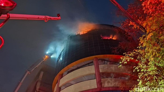 Glodok Plaza kebakaran (Taufiq Syarifudin/detikcom)