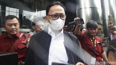 Hakim Mahkamah Konstitusi Ridwan Mansyur Diperiksa KPK