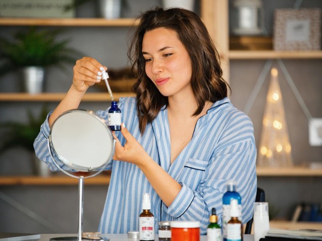 Ilustrasi peeling serum Ilustrasi peeling serum