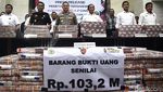 Ini Tumpukan Uang Rp 103,2 Miliar Disita dari Kasus Judol