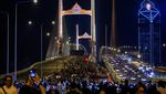 Jelang Peresmian, Jembatan Kabel di Thailand Jadi Sasaran Wisatawan