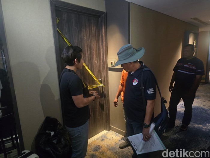 Kamar hotel tempat wanita ditemukan meninggal diduga korban pembunuhan.