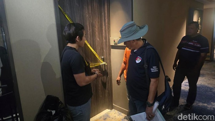 Kamar hotel tempat wanita ditemukan meninggal diduga korban pembunuhan.
