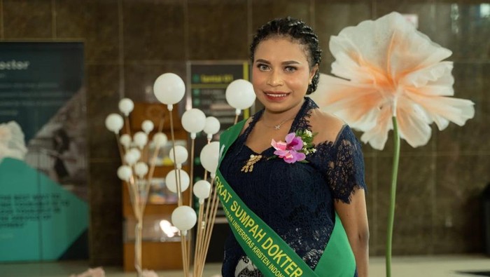 Kisah Sephia, dokter pertama di suku Papua Tengah. Lulus menggunakan beassiwa PT Freeport Indonesia.