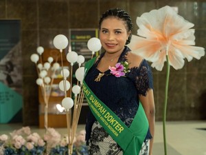 Kisah Sephia, Dokter Pertama dari Suku Amungme Papua-Lulus dengan Beasiswa Freeport