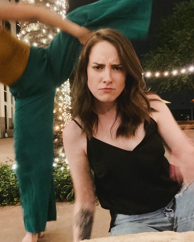 Dalam podcast ‘Assumptions’ beberapa waktu lalu, Laina mengaku memang ‘tertantang’ menghadapi popularitasnya yang tidak direncanakan. Foto: Instagram Laina Morris