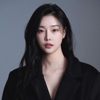 Pada tahun 2022, Lee Si An memutuskan untuk mengubur cita-cita menjadi idol KPop dan banting setir menjadi seorang aktris dan model. Dia bergabung dalam naungan agensi Leaders Entertainment. Foto: dok. Instagram @youseeany