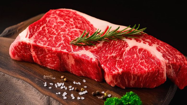 marbling steak