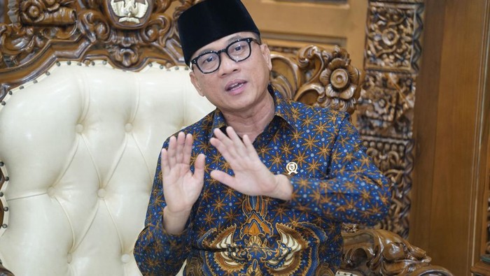 Mendes PDT Yandri Susanto