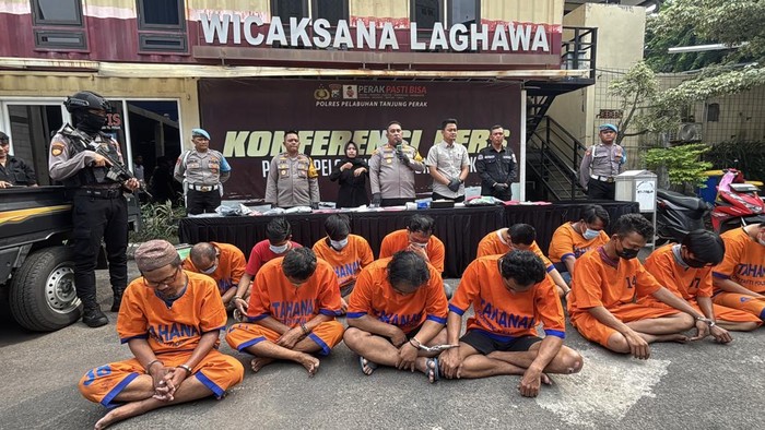Para pelaku kejahatan yang diamankan Polres Pelabuhan Tanjung Perak