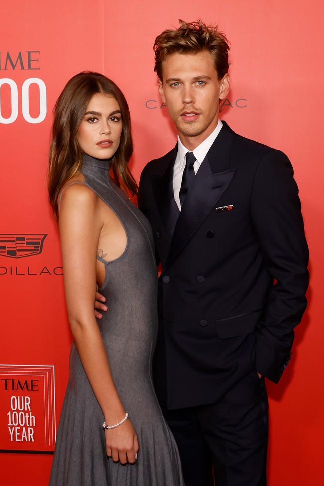 Setelah tiga tahun berkencan, pasangan model Kaia Gerber dan aktor Austin Butler memutuskan berpisah. Kabar ini pertama kali beredar pada 7 Januari 2025. Foto: FilmMagic/Taylor Hill