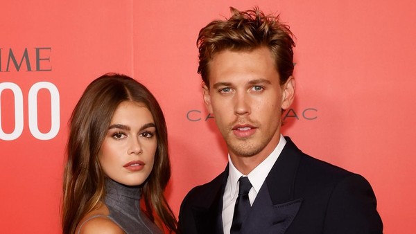 5 Pasangan Artis yang Pisah di Awal 2025, Jessica Alba Hingga Kaia Gerber