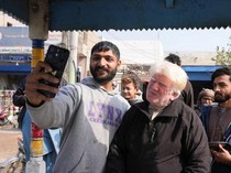 Viral! Penjual Puding Mirip Donald Trump jadi Sorotan