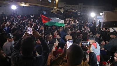 Senyum Penuh Syukur Warga Gaza usai 15 Bulan Dihantui Bom Israel