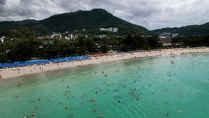 Phuket Thailand Berjuang Lawan Krisis Sampah demi Pariwisata Berkelanjutan
