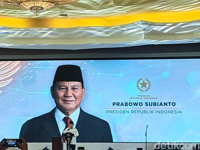Prabowo Subianto dalam acara Kadin