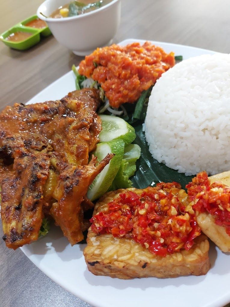 Rekomendasi ayam taliwang