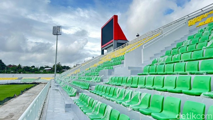 Renovasi Stadion Gelora BJ Habibie Parepare.