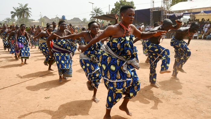 Devotees take part in the annual celebration of the Voodoo festival in Porto-Novo, Benin January 10, 2025. REUTERS/ Charles Placide Tossou