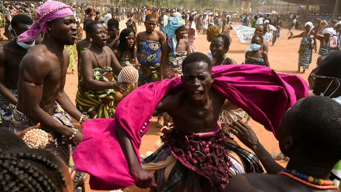 Devotees take part in the annual celebration of the Voodoo festival in Porto-Novo, Benin January 10, 2025. REUTERS/ Charles Placide Tossou