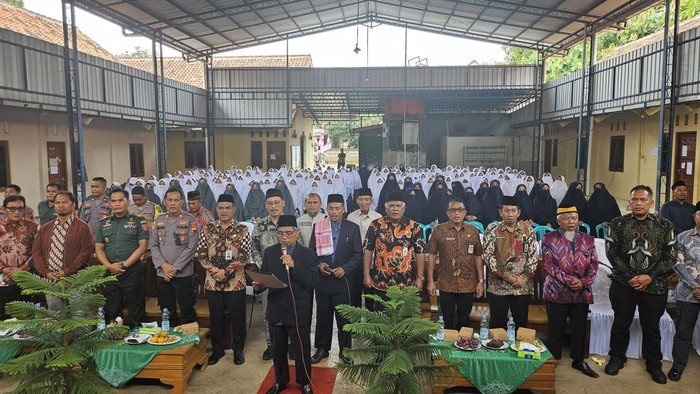Sosialisasi dan edukasi wawasan kebangsaan di Pondok Pesantren  Miftahul Huda, Desa Donoyudan, Kecamatan Kalijambe, Kabupaten Sragen, Kamis  (16/1/2025).