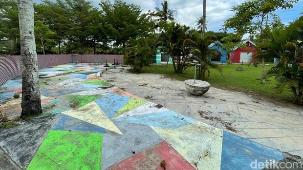 Suasana Hooba Beach Foodcourt Pangandaran