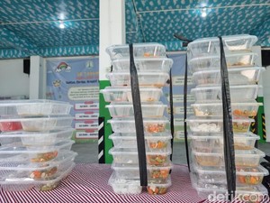 Aktivis Lingkungan Sebut Limbah Kemasan MBG Bakal Bebani Surabaya