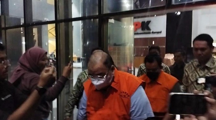 2 tersangka korupsi di Pemkot Semarang
