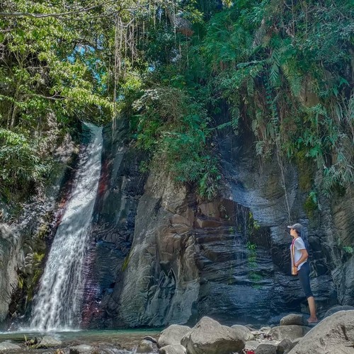 Air Terjun Murundao, Ende, NTT. (Ig @ninnasiboe)