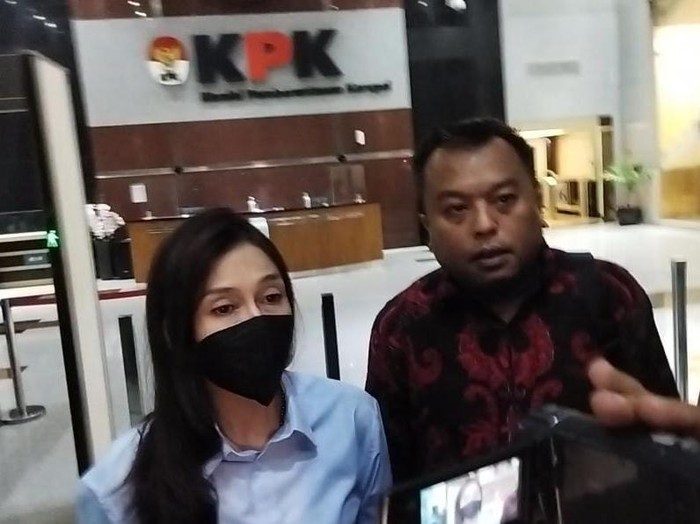Anggota DPR RI, Maria Lestari, selesai diperiksa KPK