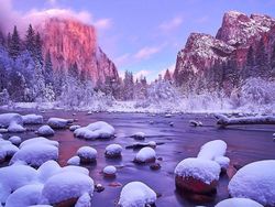 Cantiknya Potret Kota dan Desa Sebelum dan Setelah Hujan Salju