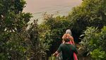 Potret Kegiatan Kesukaan Thor Saat Weekend: Surfing