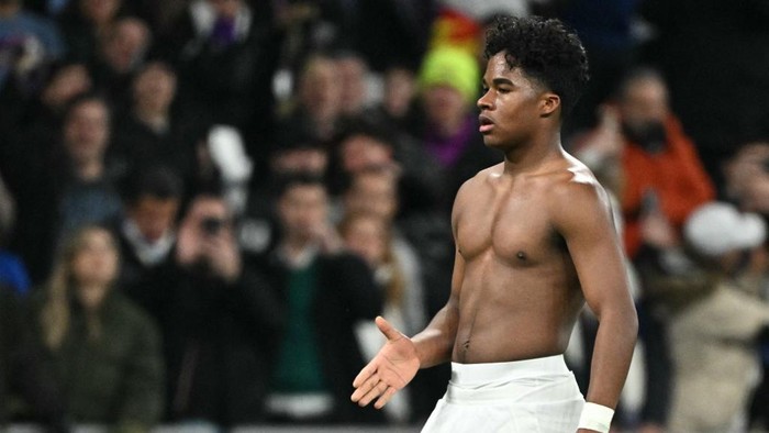 Real Madrids Brazilian forward #16 Endrick celebrates scoring his teams third goal during the Spanish Copa del Rey (Kings Cup) last 16 first leg football match between Real Madrid CF and RC Celta de Vigo at the Santiago Bernabeu stadium in Madrid on January 16, 2025. (Photo by JAVIER SORIANO / AFP)