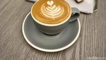 Nikmatnya Ngopi Sambil Cicip Basque Cheesecake di Fragments