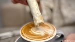 Nikmatnya Ngopi Sambil Cicip Basque Cheesecake di Fragments