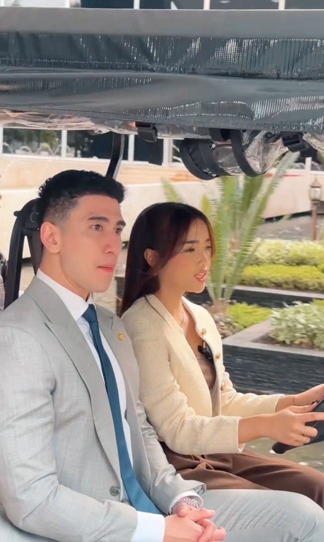 Fuji dan Verrel juga terlihat begitu akrab. Tak sedikit yang menyebut vibe keduanya bak pasangan di drama Korea. kaya nonton drakor , second leadnya udh keluar, komentar salah seorang netizen. Kek nonton drakor CEO dan sekertarisnya, tambah netizen lain. Foto: Instagram/@fuji_an