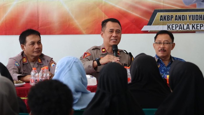 Jumat curhat Polres Batu