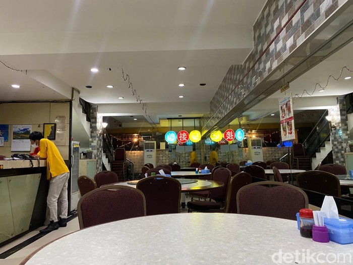 Kelezatan Ngohiong dan Fuyunghai Hakka di Siauw A Tjiap yang Bertahan 102 Tahun
￼