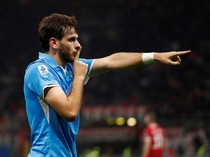 Khvicha Kvaratskhelia Resmi Gabung ke PSG