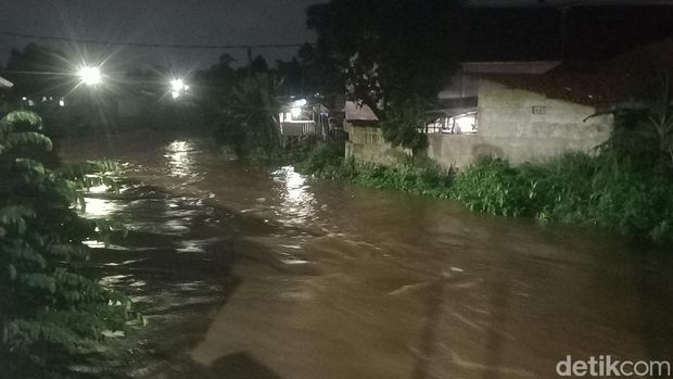 Kondisi banjir di Desa Dawuan, Kabupaten Cirebon