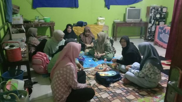 Kondisi di pengungsian korban pergerakan tanah di Nyalindung, Sukabumi