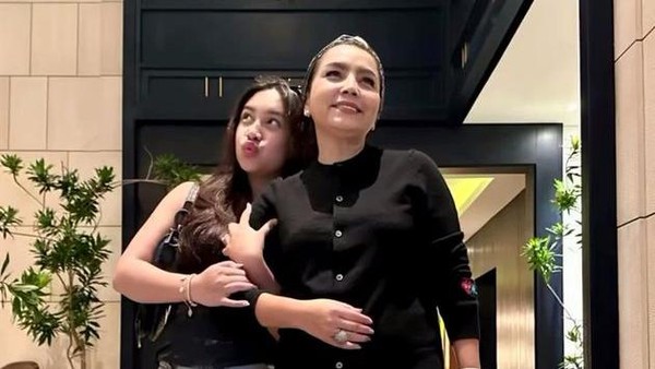 7 Potret Mayangsari & Khirani, Putri Semata Wayangnya yang Kini Sudah Remaja