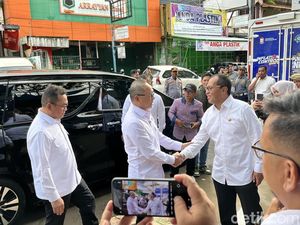 Menko Pangan dan Mendag Pantau Harga Sembako di Pasar Pabaeng-baeng Makassar