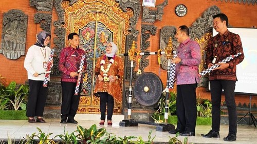 Peluncuran program Ruang Bersama Indonesia (RBI) di Banjar Sangging, Desa Dawan Klod, Klungkung, Jumat (17/1/2025). (Dok. Pemprov Bali)