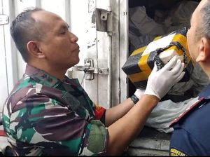 TNI AL Gagalkan Penyelundupan Rokok Ilegal Senilai Rp 500 Juta di Suramadu