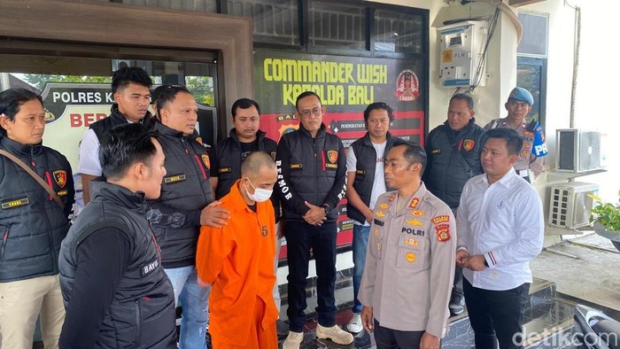 Polres Karangasem saat melaksanakan press release terkait kasus pencurian dan pembunuh, Jumat (17/1/2025). (I Wayan Selamat Juniasa)