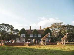 10 Restoran di Dunia Punya Pemandangan Alam Terindah