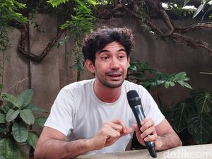Video QnA Reza Rahadian: Mau Luncurin Buku dan Film di 2025