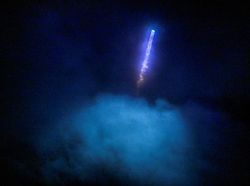 Roket Milik Jeff Bezos Akhirnya Meluncur, Siap Saingi SpaceX Elon Musk