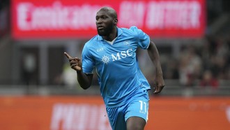 Bagaimana Caranya Lukaku Kuasai Delapan Bahasa?